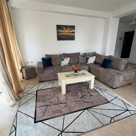 Xhelili Apartment Sarande